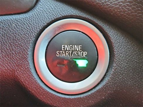 Certified 2019 Chevrolet Equinox LT image 16