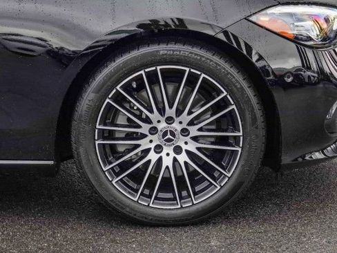 Used 2024 Mercedes-Benz C 300 Sedan image 11