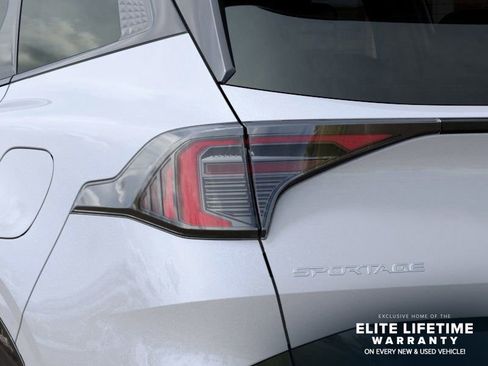 New 2026 Kia Sportage SX AWD/4WD image 12