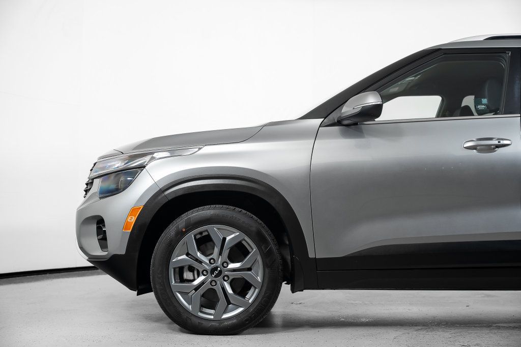 Used 2024 Kia Seltos S AWD/4WD image 12