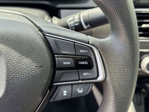 Used 2019 Honda Accord LX image 19