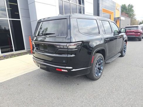 New 2026 Jeep Grand Wagoneer 4WD image 6