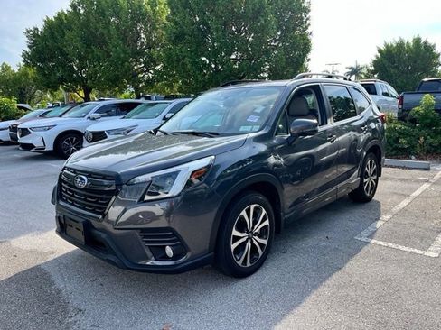 Used 2023 Subaru Forester Limited AWD/4WD image 3