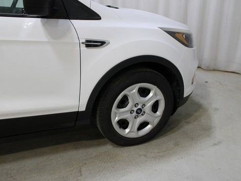 Used 2018 Ford Escape S image 11