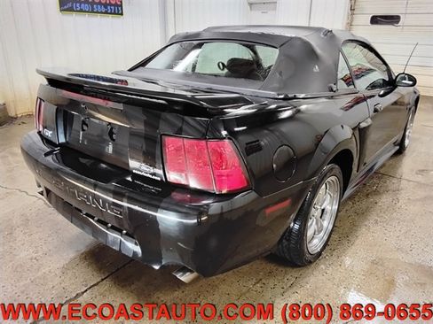 Used 2001 Ford Mustang GT image 3