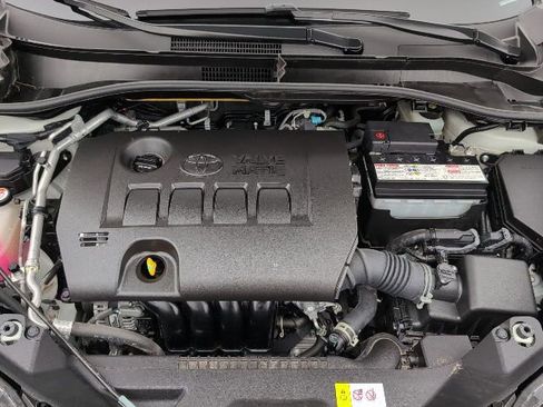 Used 2021 Toyota C-HR Limited image 21