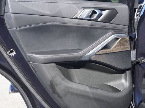 Used 2023 BMW X6 xDrive40i w/ M Sport Package image 26