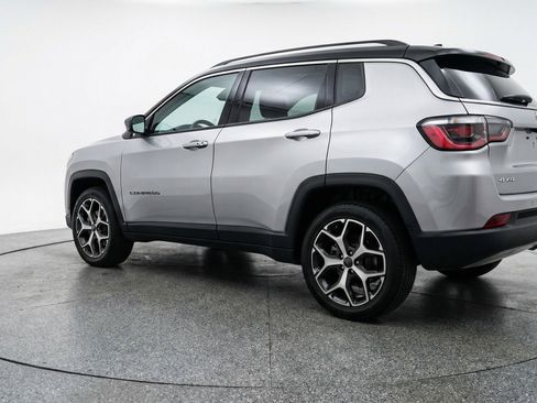 Used 2025 Jeep Compass Limited AWD/4WD image 6