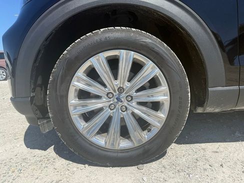 Used 2021 Ford Explorer Limited w/ Equipment Group 301A image 14