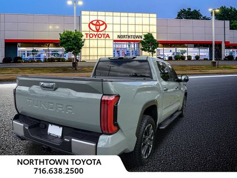 Used 2024 Toyota Tundra Limited AWD/4WD image 7