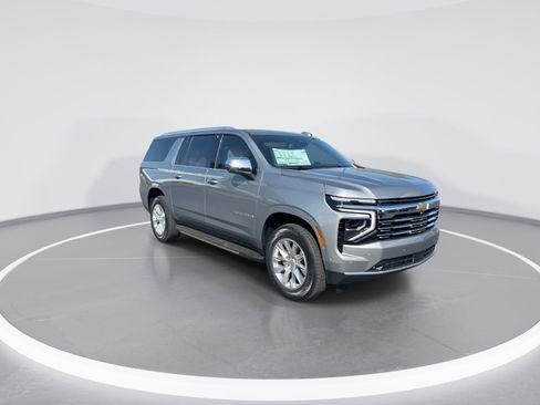 New 2026 Chevrolet Suburban Premier w/ Sun And Tow Package AWD/4WD image 2