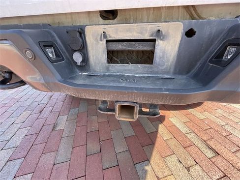 Used 2022 Ford F150 Raptor w/ Equipment Group 801A High image 17