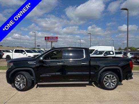 Used 2023 GMC Sierra 1500 Denali w/ Denali Reserve Package AWD/4WD image 3