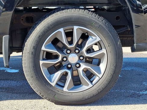 Used 2023 Chevrolet Silverado 1500 LT image 37