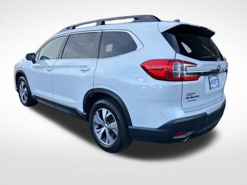 Used 2023 Subaru Ascent Premium image 4