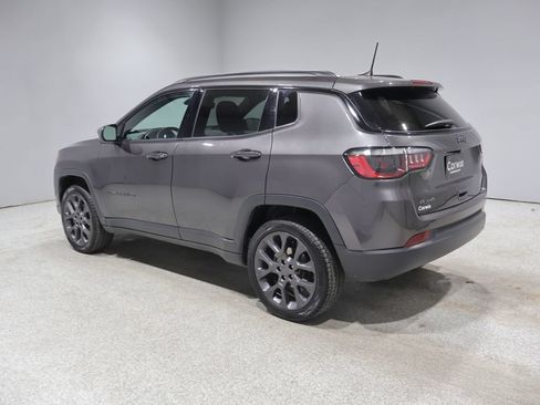 Used 2021 Jeep Compass Latitude AWD/4WD image 4