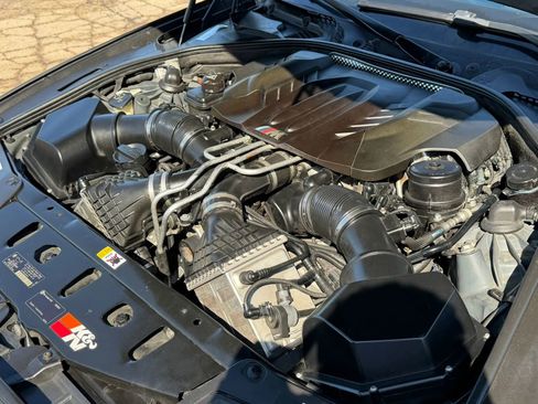Used 2013 BMW M5 image 17