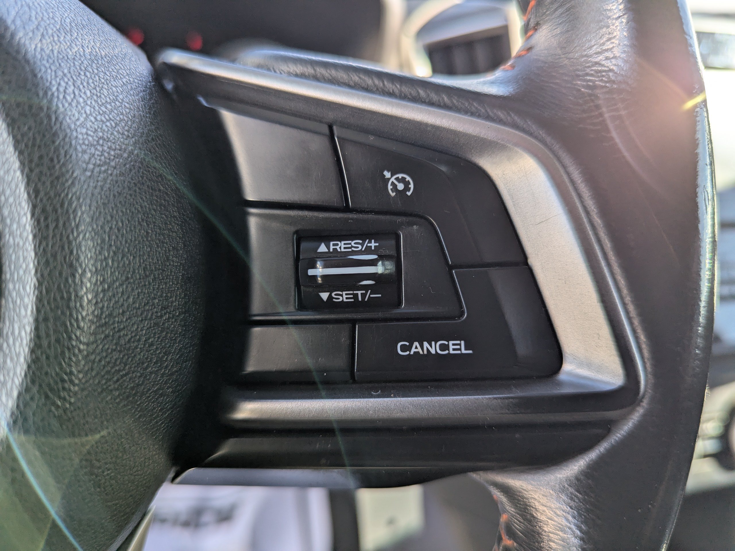 Used 2020 Subaru Crosstrek 2.0i Premium AWD/4WD image 16