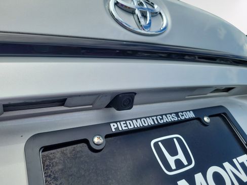Used 2023 Toyota Corolla LE FWD image 11