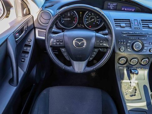 Used 2013 MAZDA MAZDA3 i Touring image 16