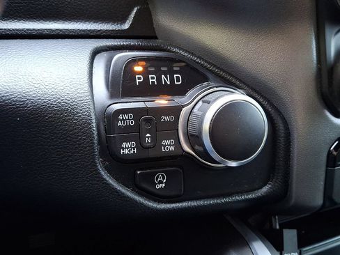 Used 2021 RAM 1500 Big Horn AWD/4WD image 16