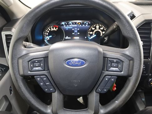 Used 2018 Ford F150 XLT AWD/4WD image 32