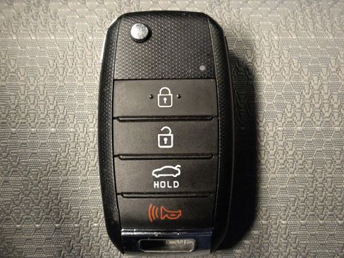 Used 2023 Kia Rio S FWD image 32