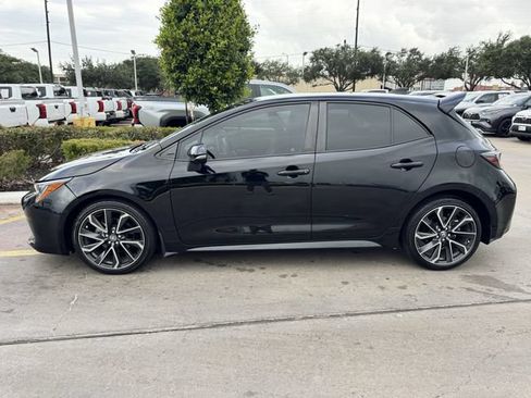 Used 2022 Toyota Corolla XSE FWD image 4