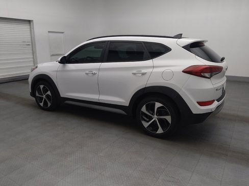 Used 2018 Hyundai Tucson Value FWD image 3