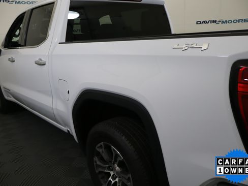 Used 2025 GMC Sierra 1500 SLT AWD/4WD image 11