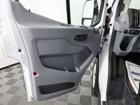 Used 2019 Ford Transit 350 XLT RWD image 12