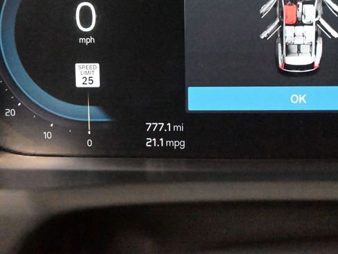 Used 2024 Volvo XC90 B6 Plus image 37