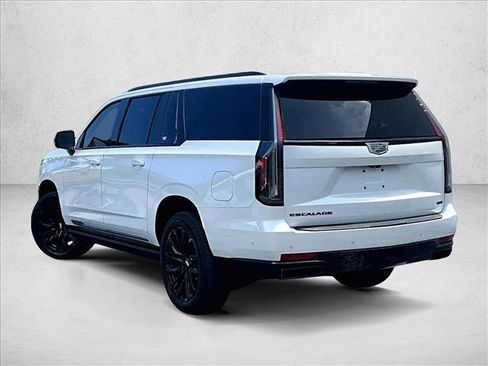 Used 2022 Cadillac Escalade ESV Sport w/ Touring Package RWD image 13