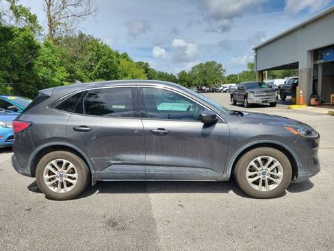Used 2020 Ford EcoSport SE FWD image 3
