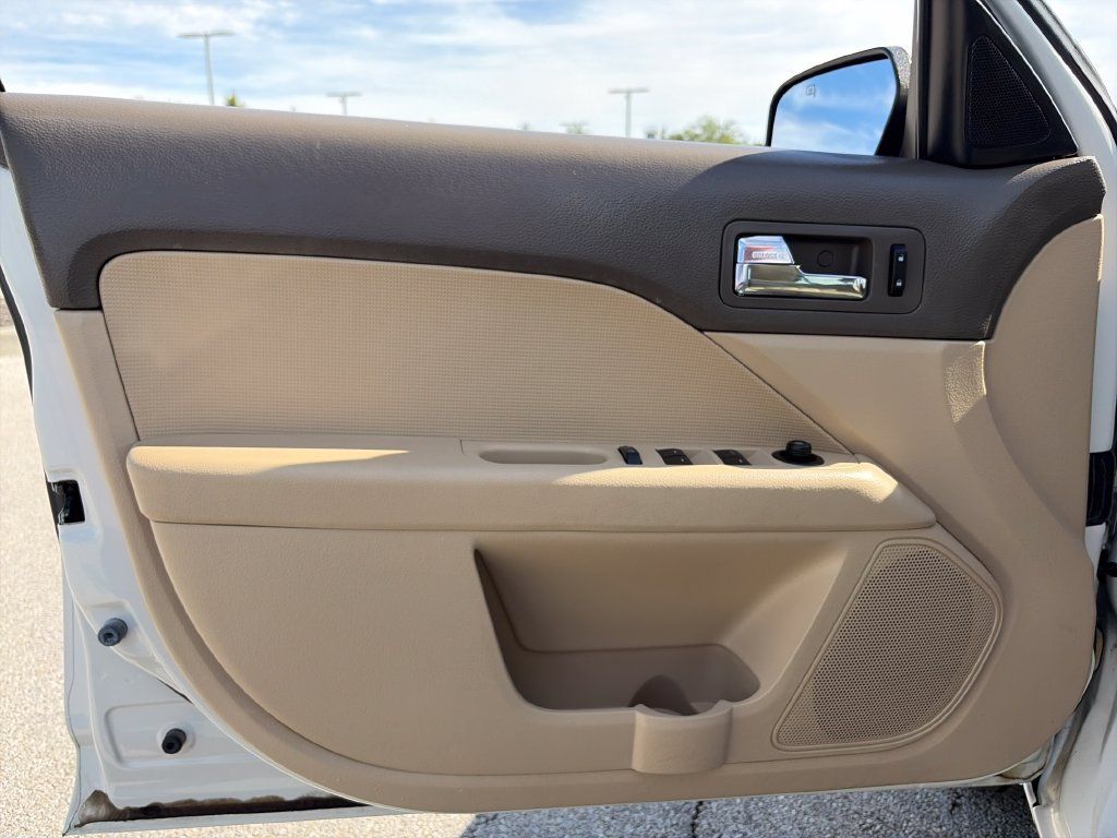 Used 2009 Mercury Milan Premier FWD image 16