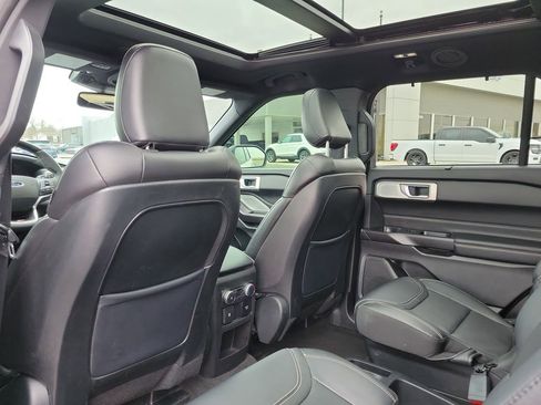 Certified 2020 Ford Explorer ST w/ ST High-Performance Pack image 15