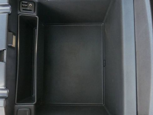 Used 2015 GMC Sierra 1500 SLT w/ SLT Crew Cab Value Package image 32