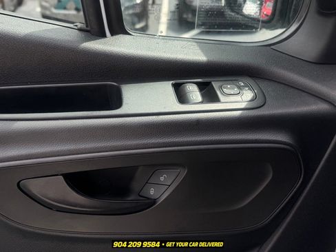 Used 2021 Mercedes-Benz Sprinter 2500 image 11