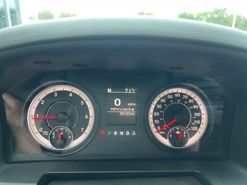 Used 2017 RAM 1500 Express w/ Black Ram 1500 Express Group image 3