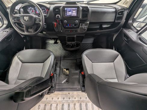 Used 2025 RAM ProMaster 2500 w/ Convenience Group FWD image 21