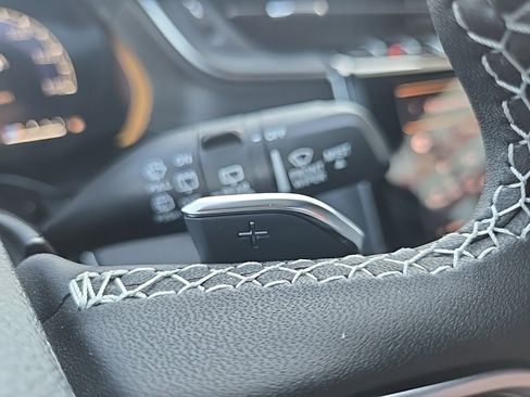 New 2025 Jeep Grand Cherokee Altitude image 42