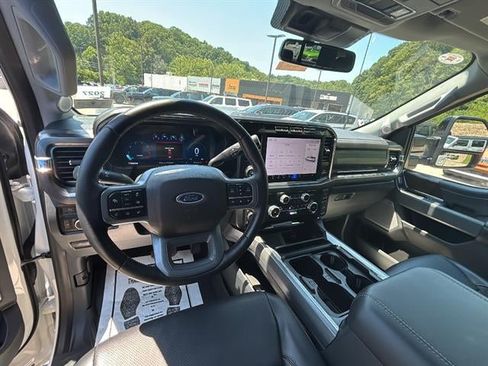 Used 2024 Ford F250 Lariat w/ Lariat Ultimate Package AWD/4WD image 25