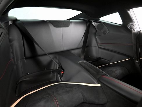 Used 2024 Ferrari Roma RWD image 12
