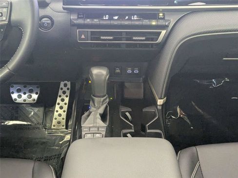 Certified 2025 Toyota Camry SE FWD image 40