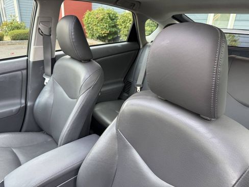 Used 2011 Toyota Prius Four w/ Solar Roof Pkg FWD image 16