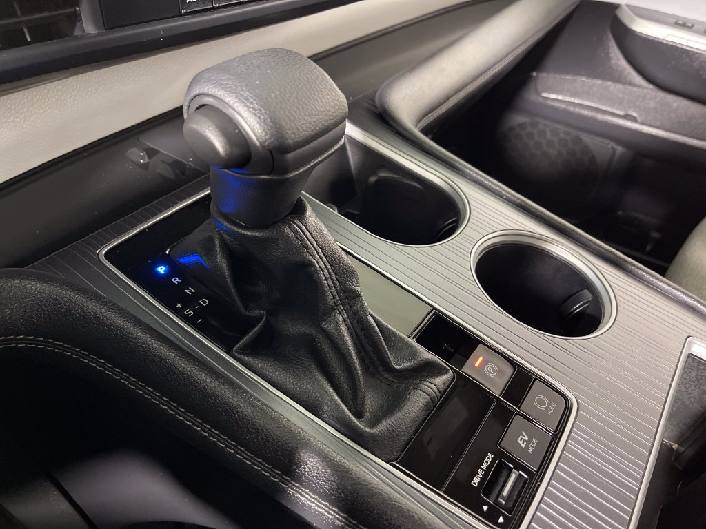 Certified 2026 Toyota Sienna LE FWD image 22