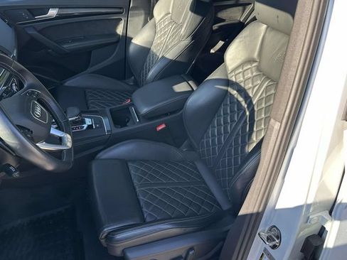 Used 2020 Audi SQ5 Premium Plus w/ Premium Plus Package AWD/4WD image 20