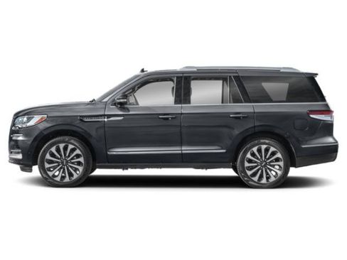 Used 2024 Lincoln Navigator Premiere AWD/4WD image 3