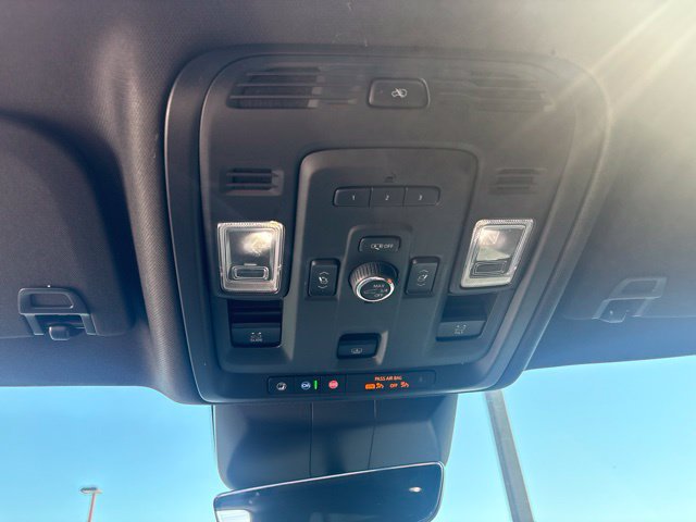 Used 2022 Cadillac Escalade ESV Sport AWD/4WD image 5