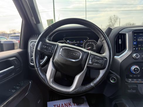Used 2023 GMC Sierra 2500 Denali w/ Denali Ultimate Package AWD/4WD image 17